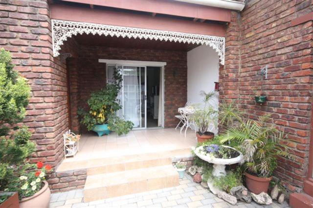 Bluewater Guesthouse Port Elizabeth Exterior foto
